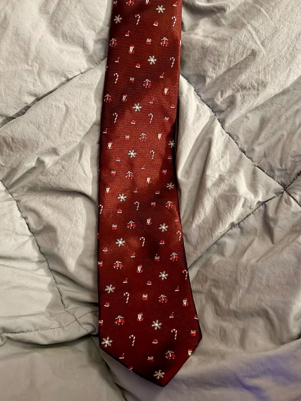 Brooks Brothers Christmas Silk Tie Red Santa Candy Cane Snowflake Mens Necktie